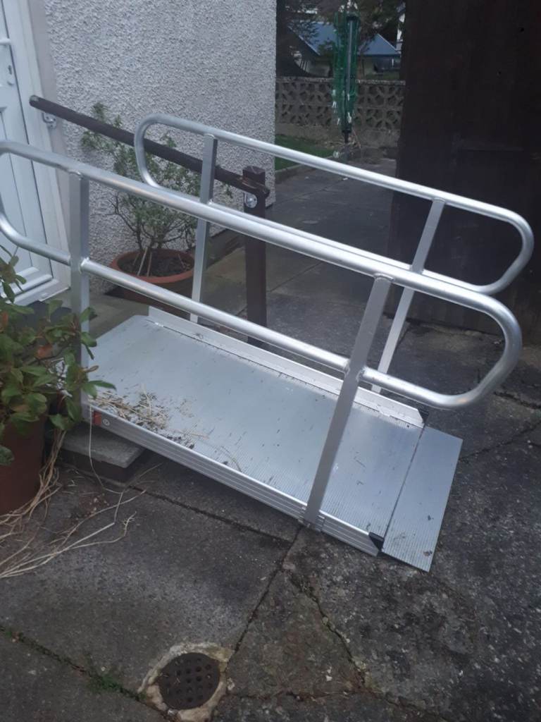 Wheel chair access ramp