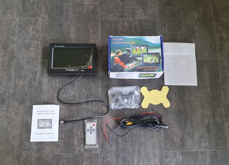 Recessable Colour 7" Monitor