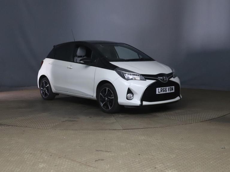 2016 Toyota Yaris 1.33 Dual VVT-i Design Multidrive S Euro 6 5dr HATCHBACK Petrol Automatic