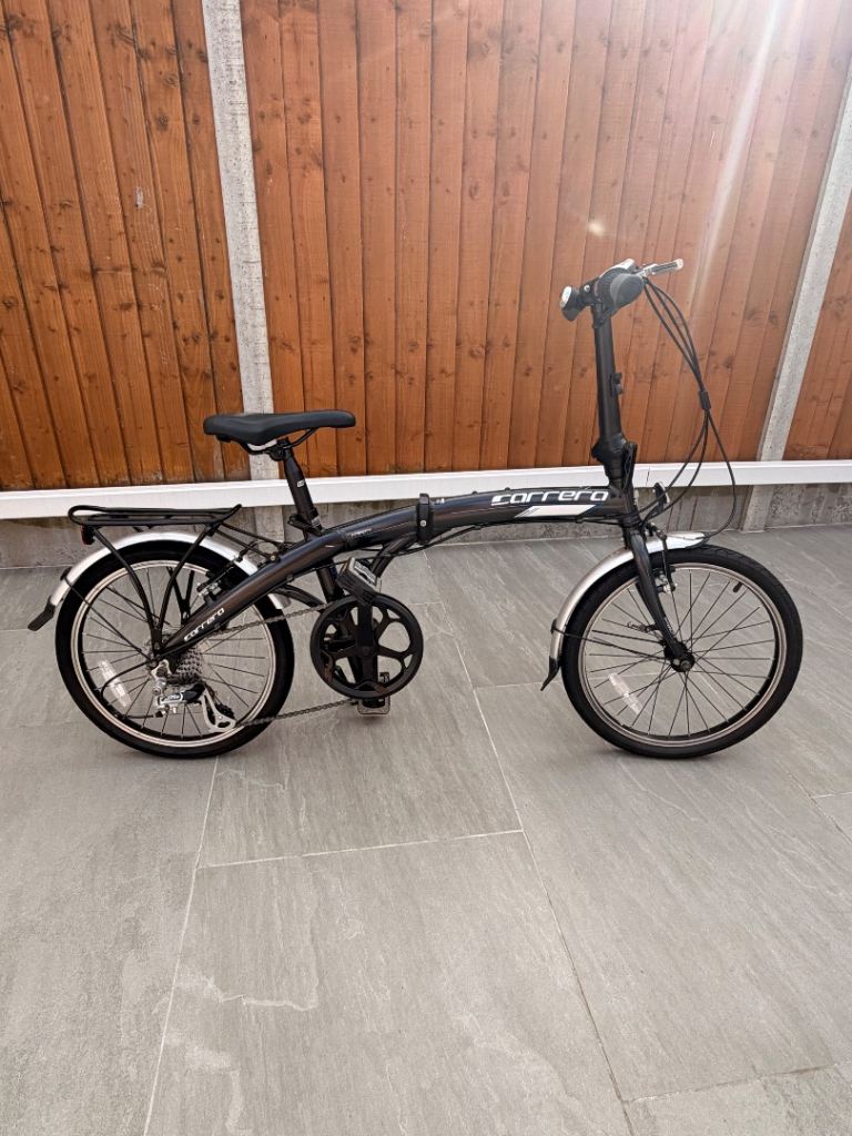 Carrera Intercity Folding Bike unisex 20" Wheels - Hardly used! Mint condition