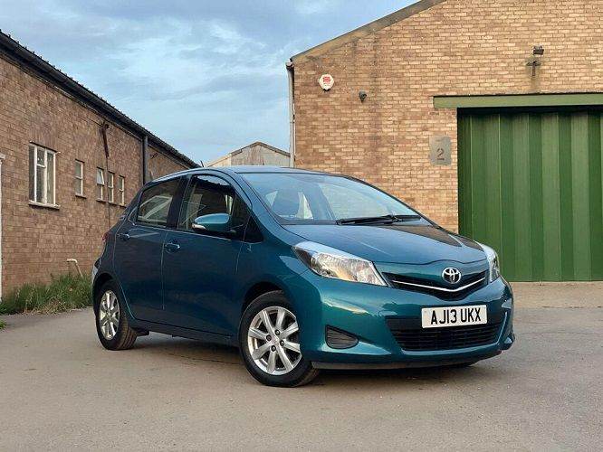 2013 Toyota Yaris TR, petrol, automatic