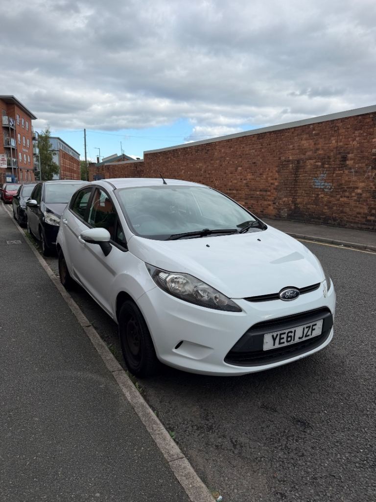 Ford, FIESTA, Hatchback, 2011, Manual, 1560 (cc), 5 doors