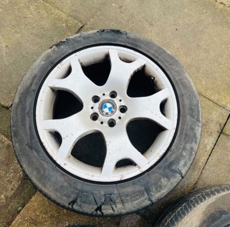 BMW X5 Tiger Claw Alloy Wheels. 