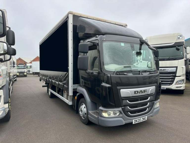 DAF TRUCKS LF180-75 8.3 metre curtain tailift only 286k klms NEW STOCK 