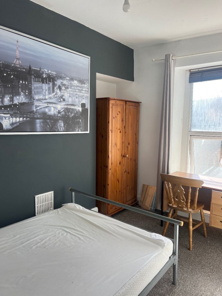 2 rooms Brynmill Ensuite and double all inclusive of bills