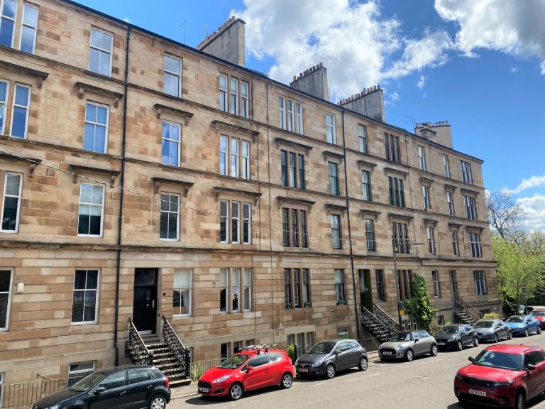 1 bedroom flat in Otago Street, Hillhead, Glasgow, G12 8NS