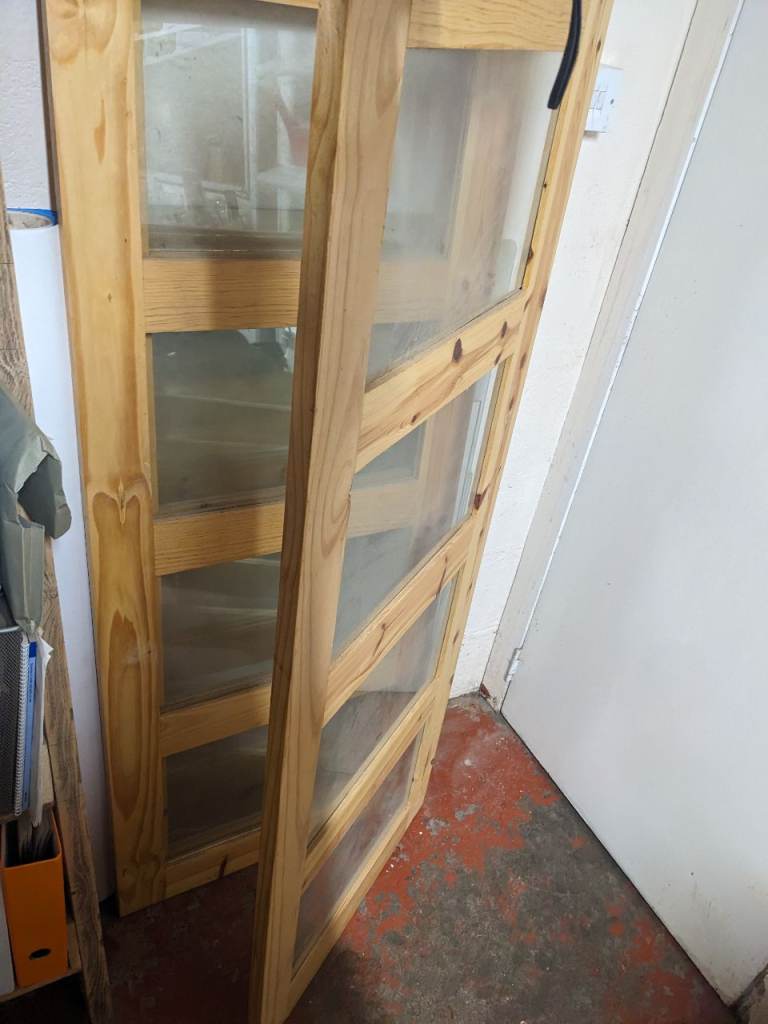 Wooden and Glass Screens/Doors 