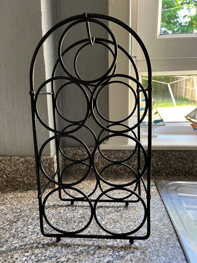 Black Metal Wine Rack – Holds 6 Bottles