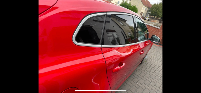 Volvo, V40, Hatchback, 2013, Manual, 1560 (cc), 5 doors