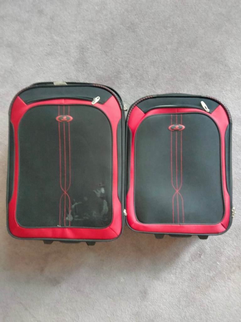Set of 2 Chicane Suitcases 
