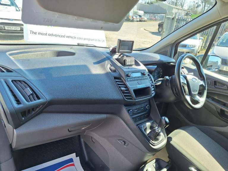 FORD TRANSIT CONNECT 1.5 220 EcoBlue White Manual Diesel 2019