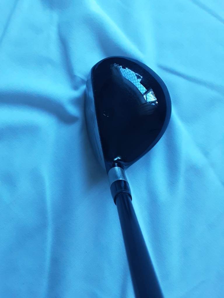 TAYLORMADE V STEEL 5 WOOD on ULTRALITE REGULAR FLEX GRAPHITE SHAFT( 18 LOFT)