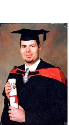 Highly experienced Physics/Maths/Chemistry Tutor (PhD qualified)