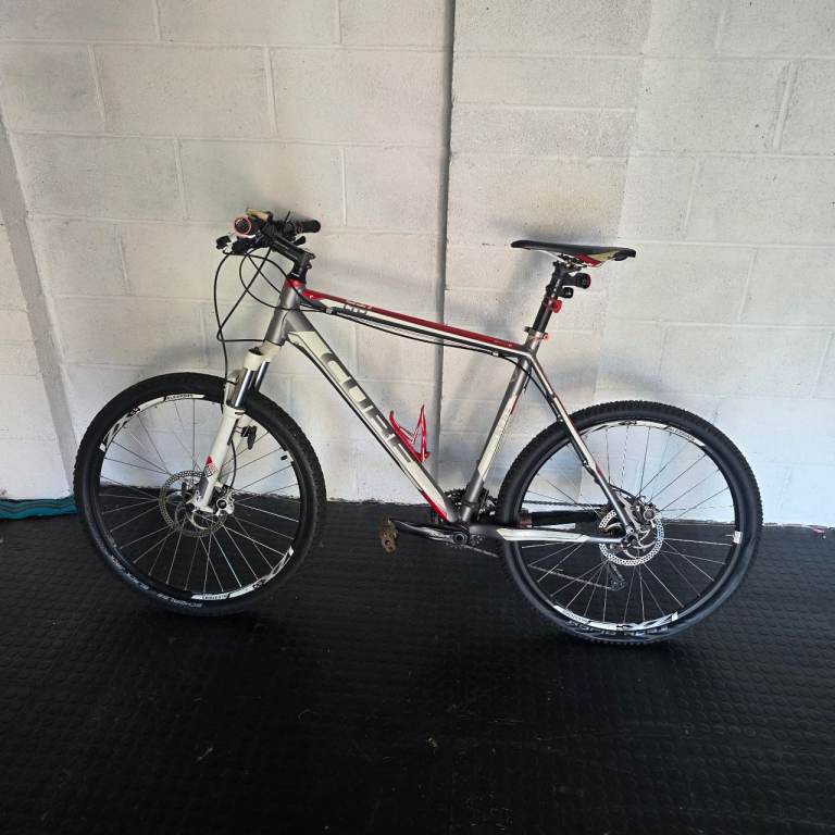 Cube Mountain Bike – Silver and Red, brakes need to be repaired 