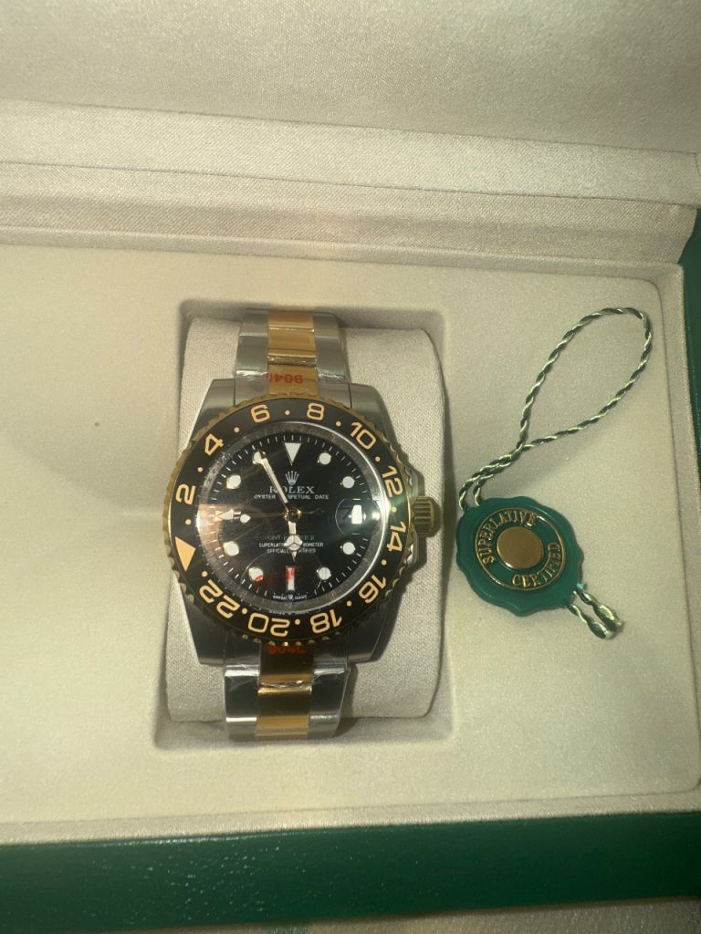 R brand new box and papers 