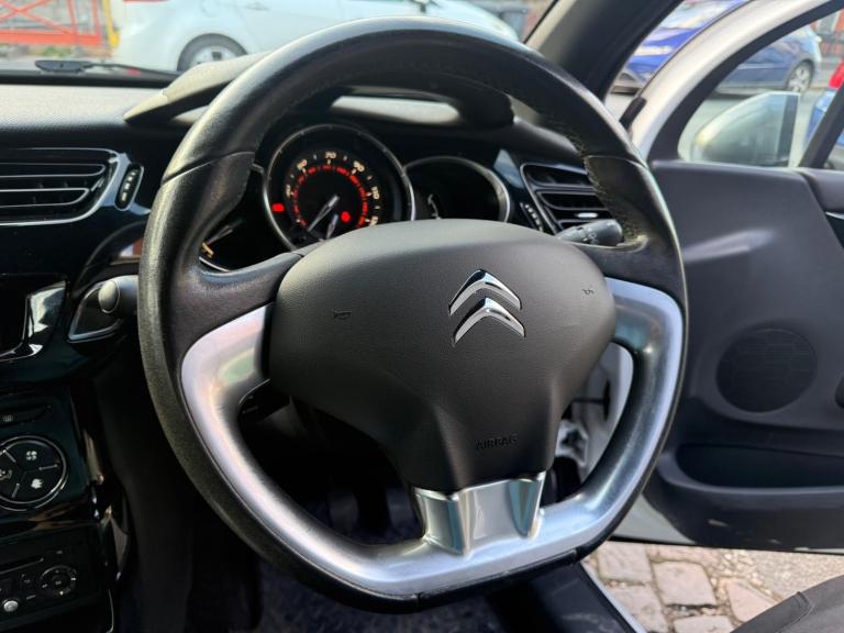 2014 Citroen DS3 1.6 VTi 16V DStyle Plus 3dr HATCHBACK Petrol Manual