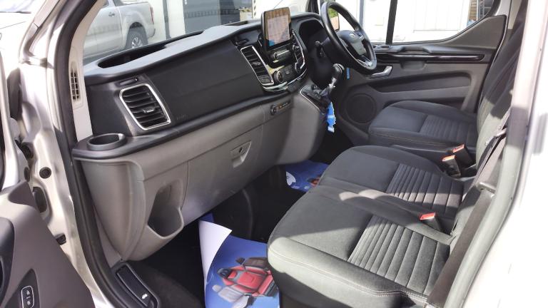 2019 Ford Transit Custom 320 LIMITED L1 SWB 6 SEATER DOUBLE CAB COMBI CREW VAN WITH AIR CONDITION...