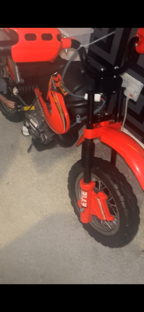 Kids electric motorbike upto 7 years