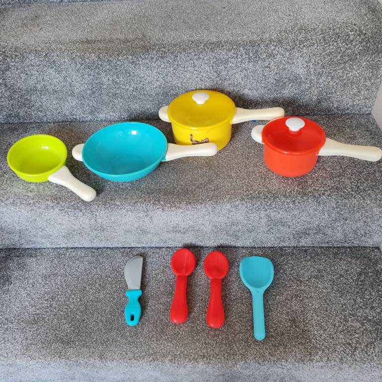 Little Tikes children's cooking utensils set