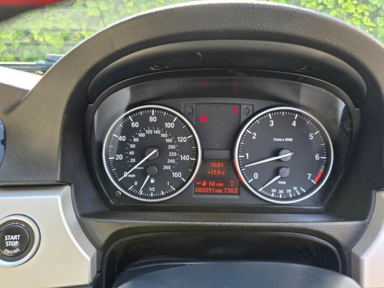 BMW, 3 SERIES, Saloon, 2010, Manual, 1995 (cc), 4 doors