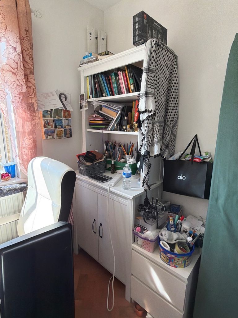 White Wooden Bookshelf with Cabinet Storage – Good Condition