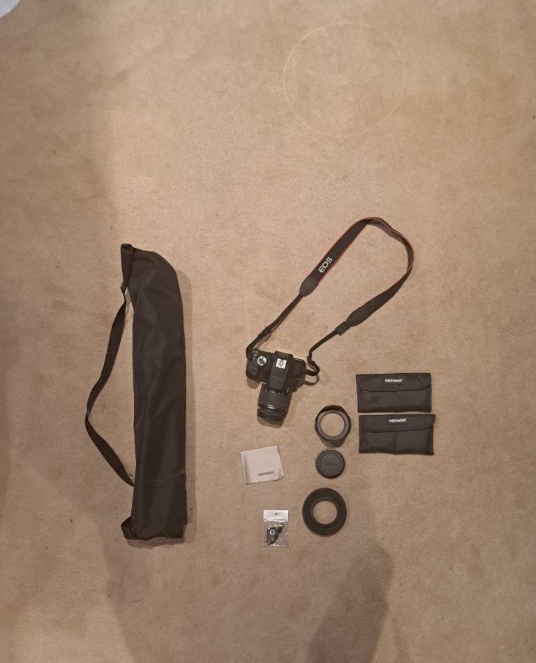 Canon eos 2000d bundle 📷