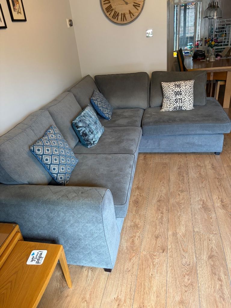 Corner sofa