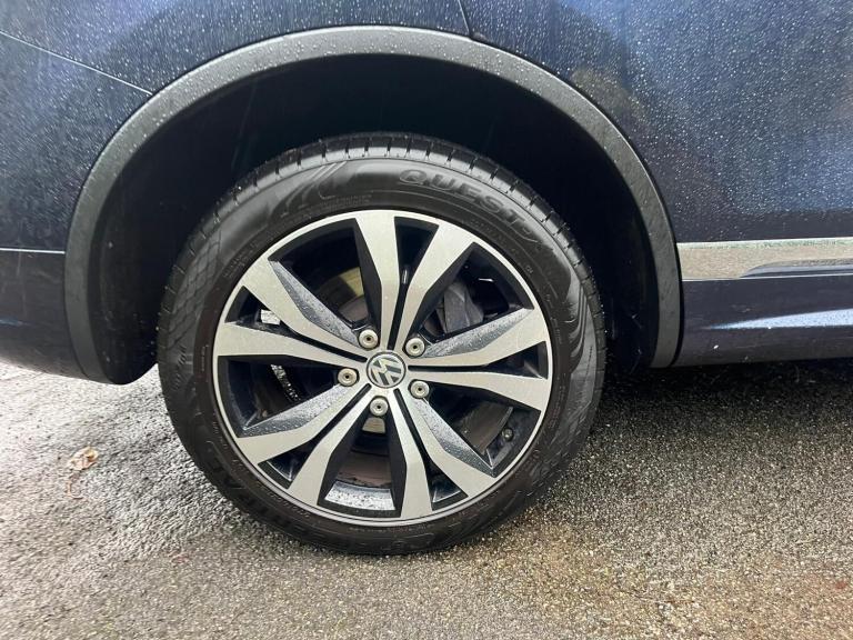 2014 Volkswagen Touareg 3.0 TDI V6 BlueMotion Tech R-Line Tiptronic 4WD Euro 5 (s/s) 5dr ESTATE D...