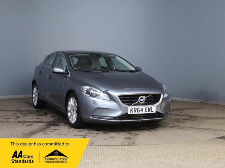 2014 Volvo V40 2.0 D3 SE Lux Nav Hatchback 5dr Diesel Manual Euro 5 (s/s) (150