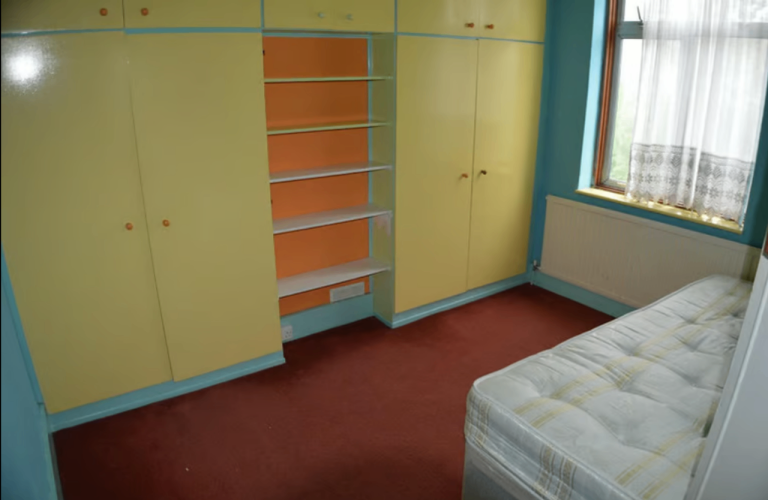 Double Room to Rent near Newbury Park and Seven Kings stations