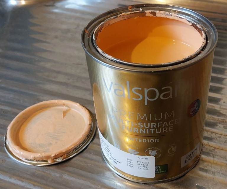 About 600ml (80%) left in a 750ml tin of Valspar Premium multi-surface interior satin paint