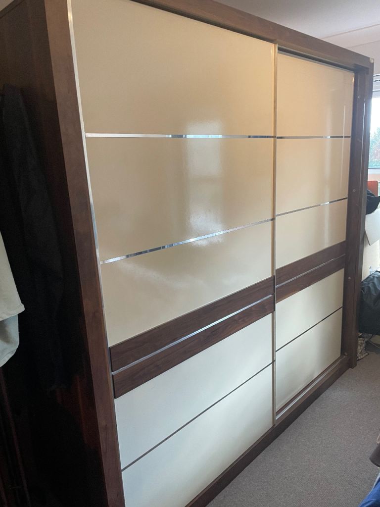 Large Stylish Sliding Door Wardrobe – Walnut & Cream £350-400