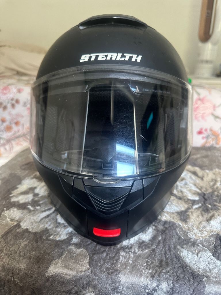 Stealth motorbike helmet 
