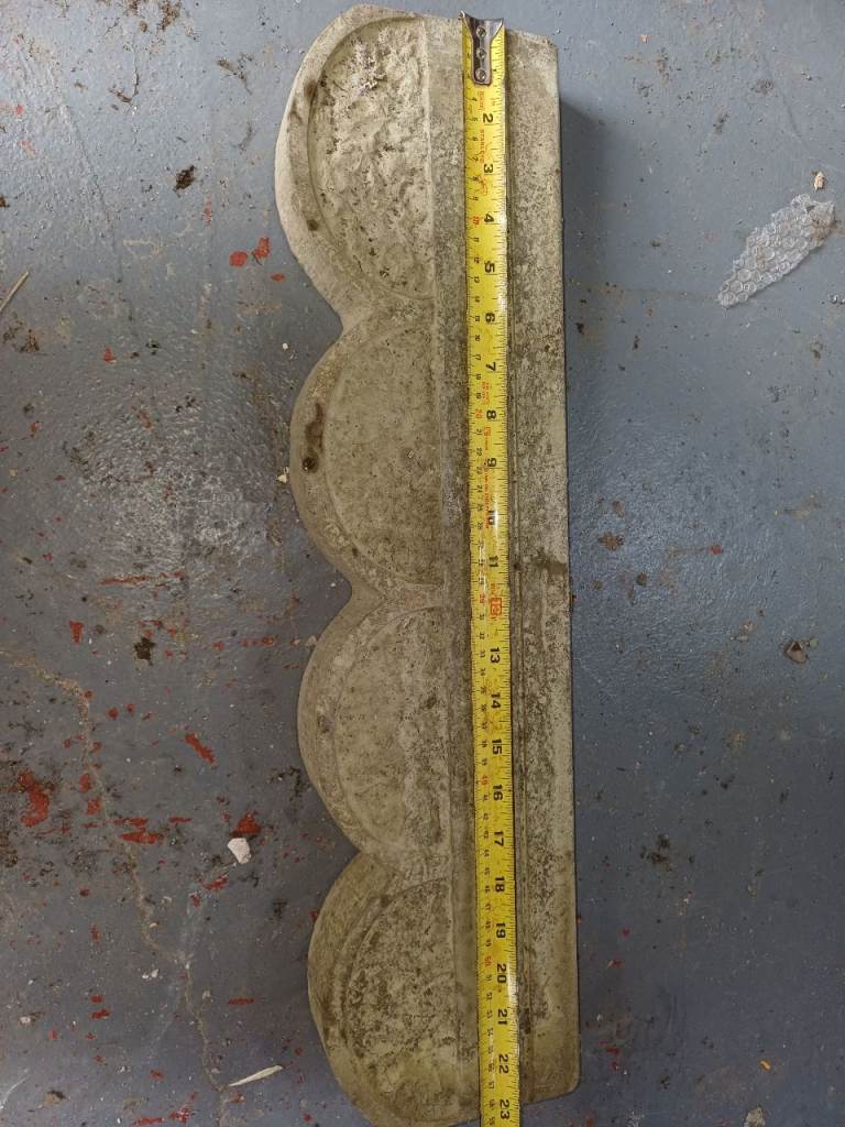 Ornamental concrete edging stones