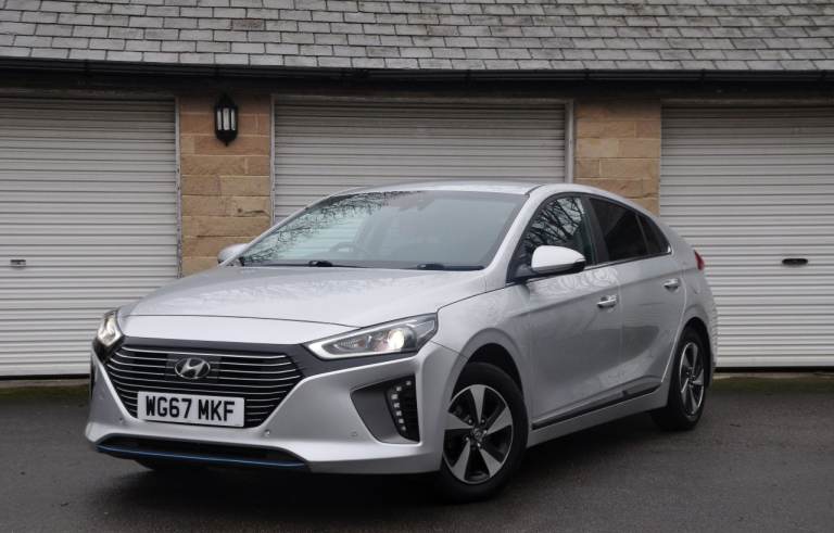 hyundai ionic hybrid not toyota prius corolla auris lexus es ct200 kia niro ford mondeo kuga focus