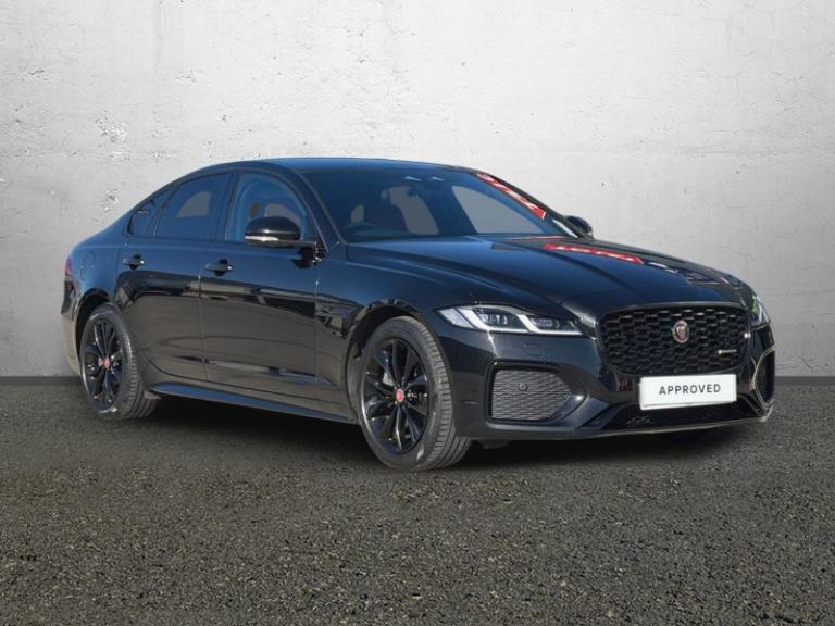 JAGUAR XF 2.0 D200 R-Dynamic SE 4dr Auto