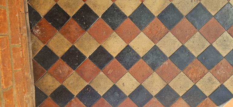 Reclaimed Victorian Floor Tiles 10 x 10