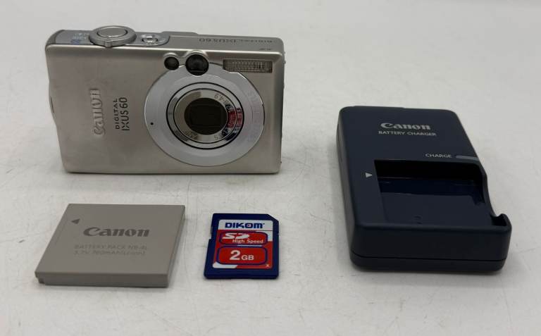 Canon IXUS 60 6.0MP Digital Compact Camera Working w/ Canon 3x Optical Zoom Lens