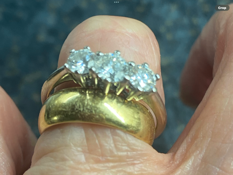 18ct White Gold 1carat Diamond Trilogy ring. Size M/N  coll/del only 