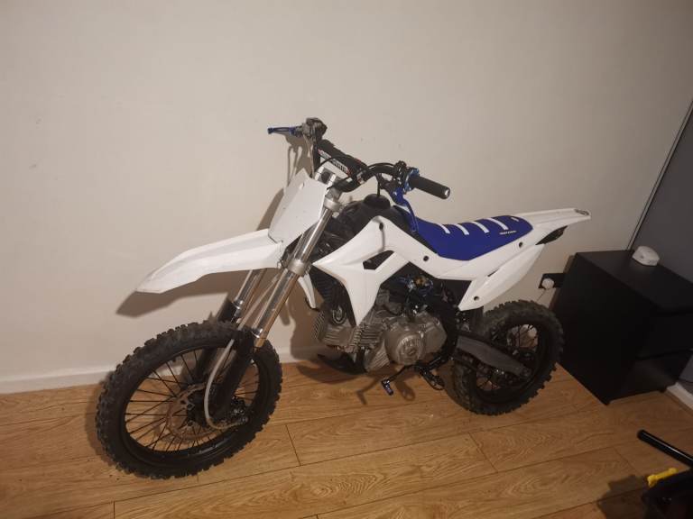 190cc pit bike Thumpstar
