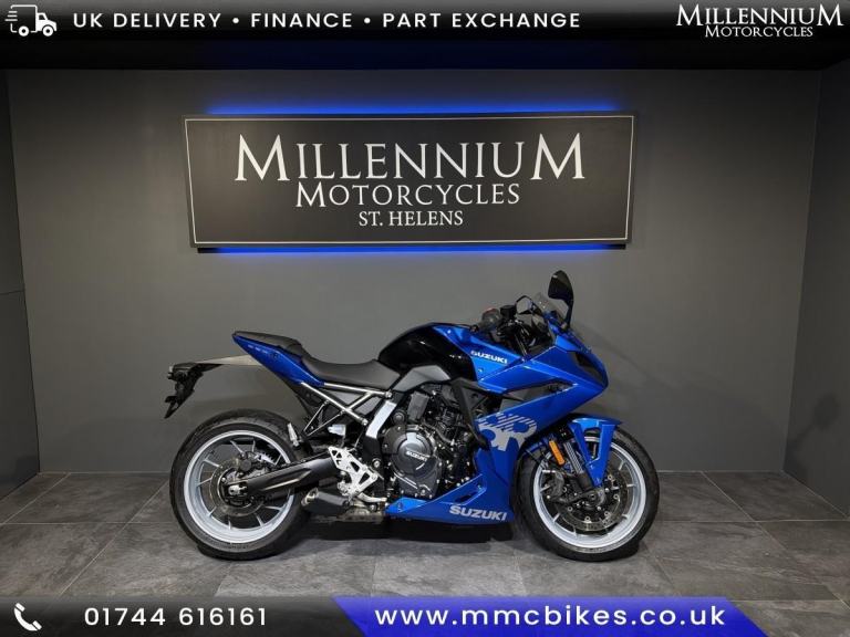 SUZUKI GSX8-R EX DEMO