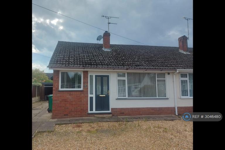 2 bedroom house in Prior Close, Crewe, CW2 (2 bed) (#3046480)