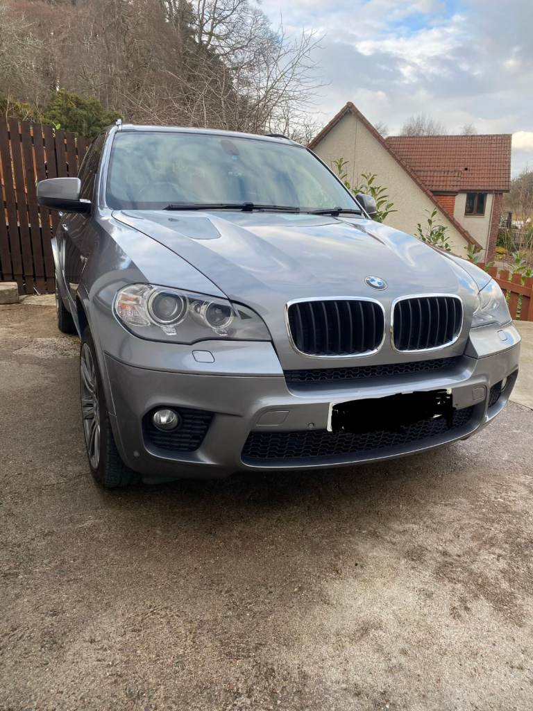 BMW X5. 2012.  LOW  MILEAGE.  77,000  Auto. Diesel