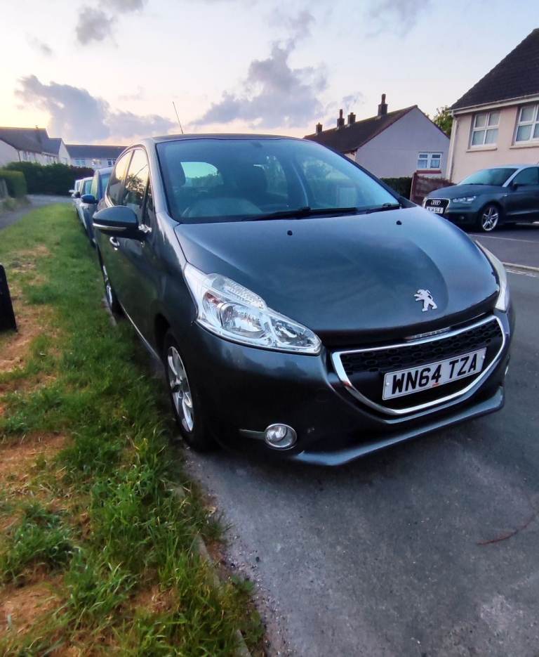 Peugeot, 208, Hatchback, 2014, Manual, 1199 (cc), 5 doors