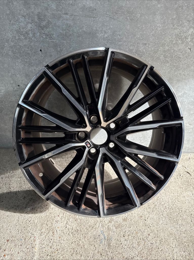 19" BMW 1 & 2 SERIES ALLOY WHEEL F40 F44 GENUINE 552M 8X19 ET54 8092356