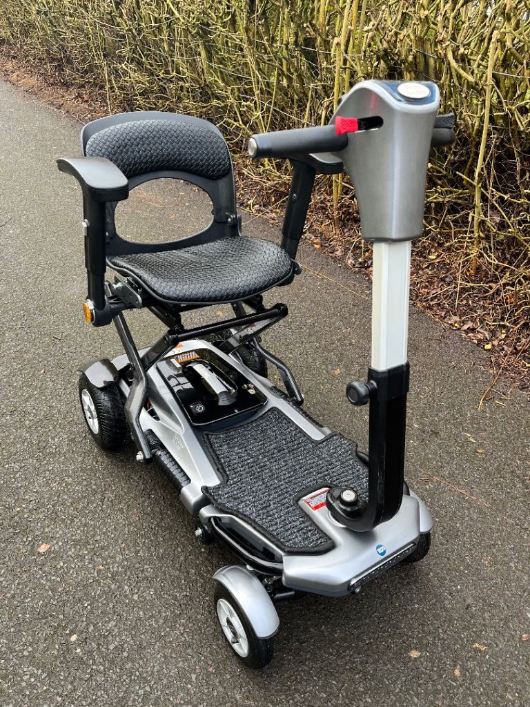 TGA minimo autofold mobility scooter 