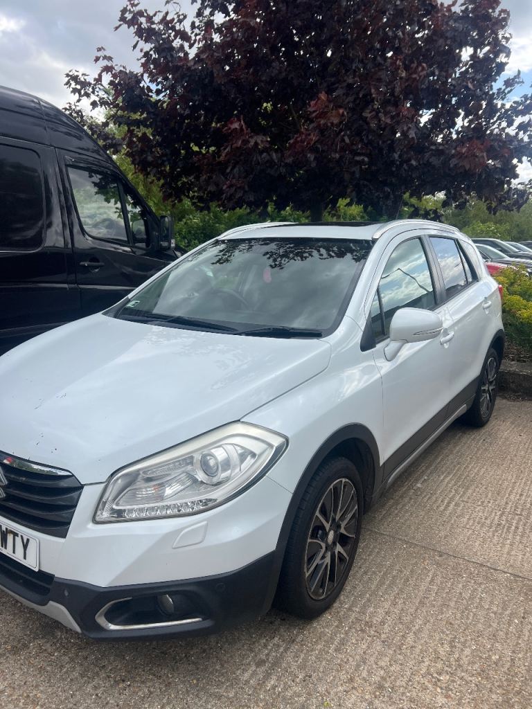 Suzuki, SX4 S-CROSS, Hatchback, 2014, Manual, 1598 (cc), 5 doors