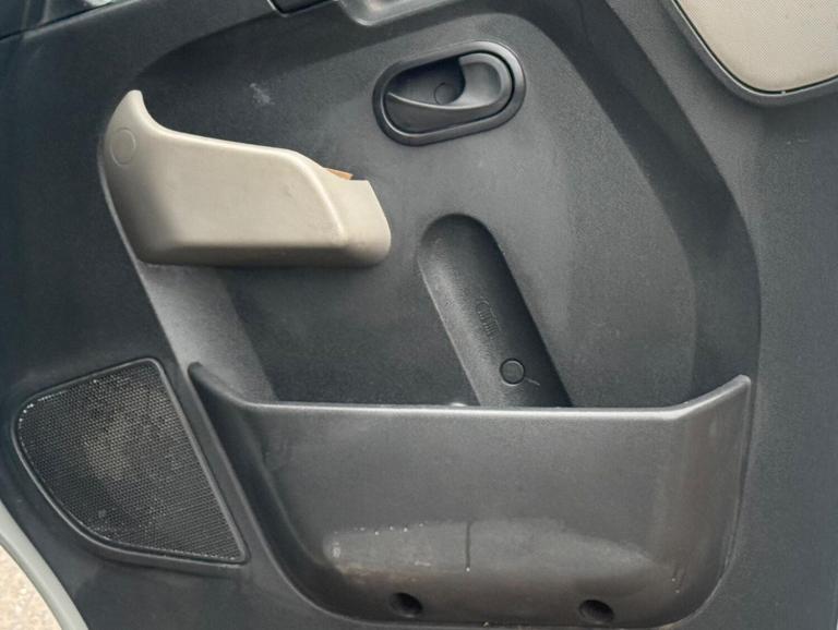 2017 Nissan NV400 2.3 dCi 33 SE FWD L2 H2 Euro 6 5dr Diesel