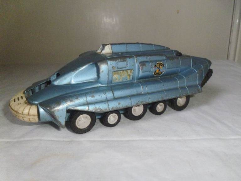 DINKY TOYS CAPTAIN SCARLET SPECTRUM PURSUIT VEHICLE 1960'S NO 104.