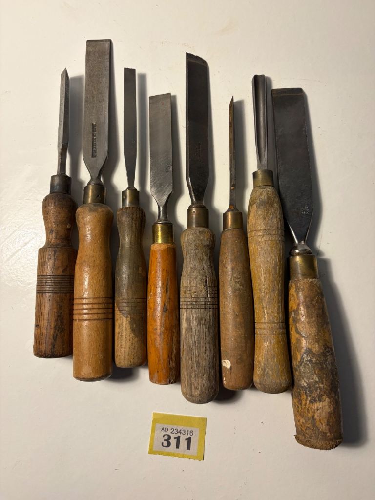 Set of 8 Vintage Wood Chisels – Fair Condition, £25.00 for Sale